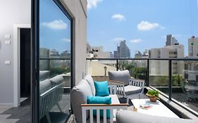 The Roof - By Sea Land Suites