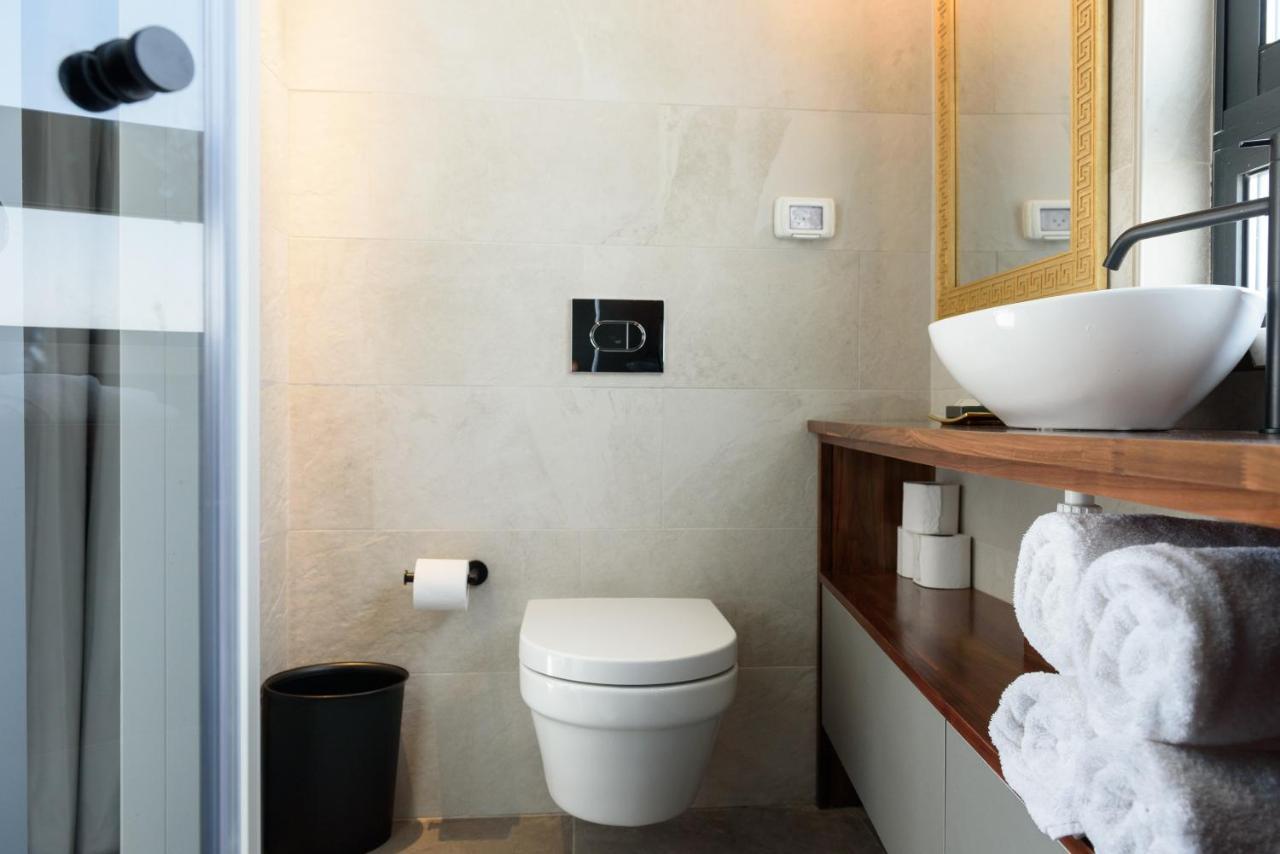 The Roof - By Sea Land Suites Tel Aviv Dış mekan fotoğraf